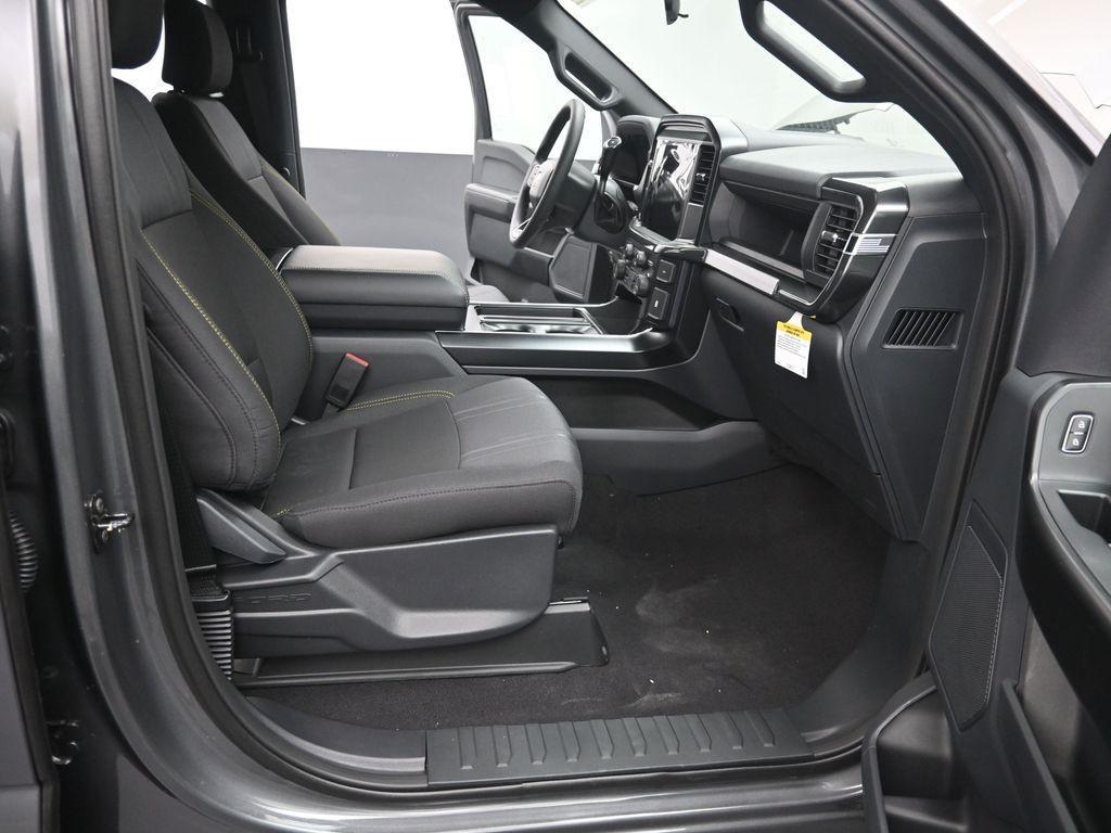 new 2025 Ford F-150 car, priced at $50,910