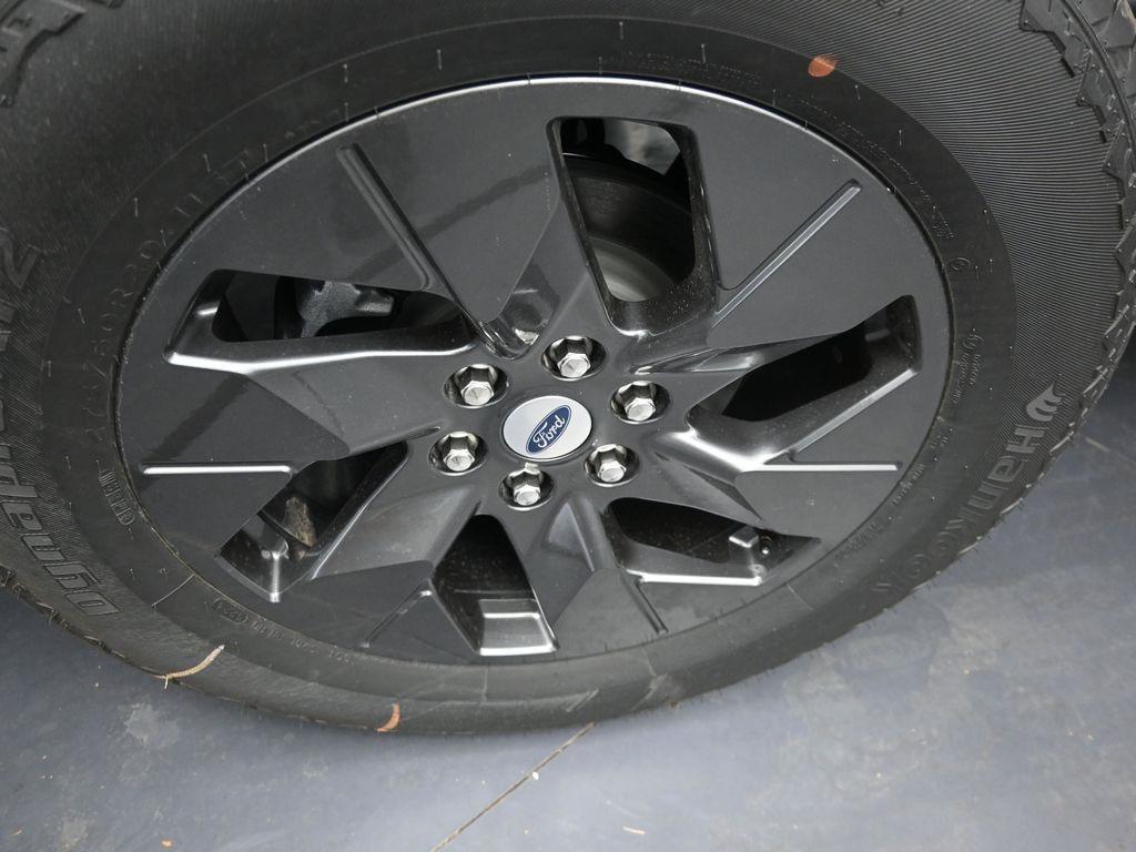 new 2025 Ford F-150 car, priced at $50,910