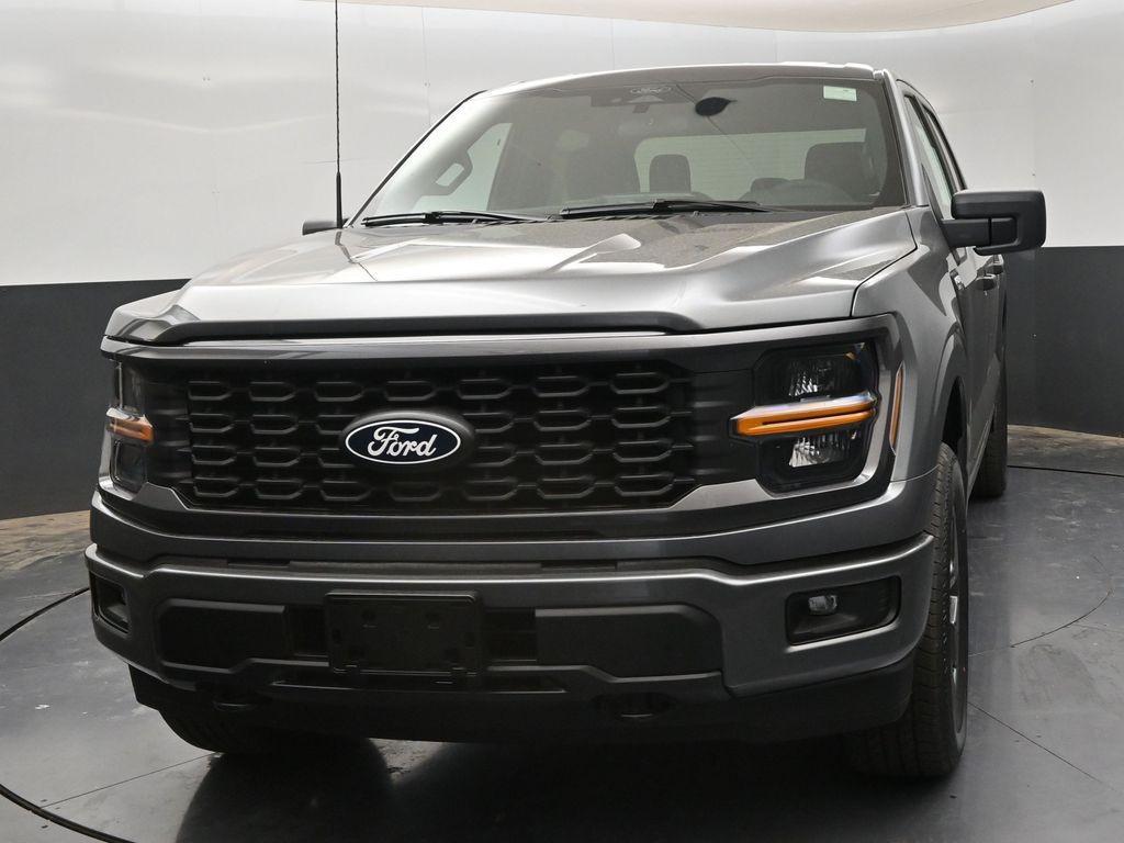 new 2025 Ford F-150 car, priced at $50,910