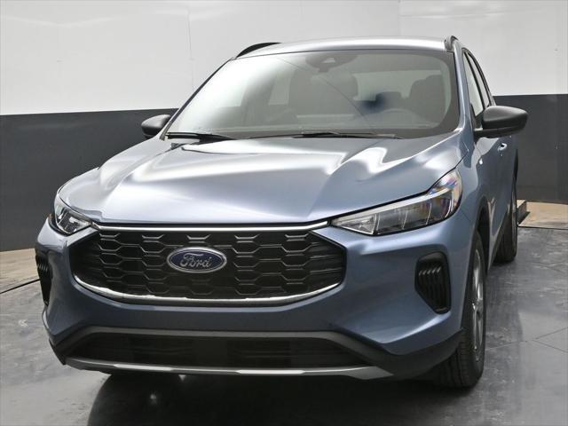 new 2025 Ford Escape car, priced at $30,314