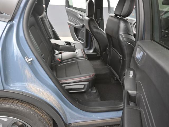 new 2025 Ford Escape car, priced at $30,314