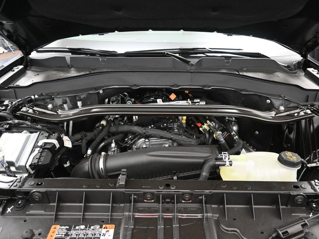 new 2025 Ford Explorer car, priced at $47,115