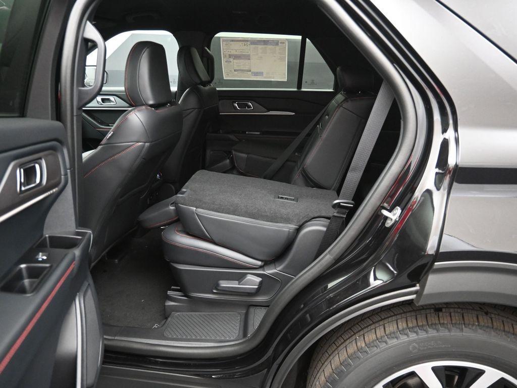 new 2025 Ford Explorer car, priced at $47,115