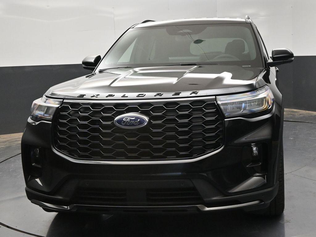 new 2025 Ford Explorer car, priced at $49,635