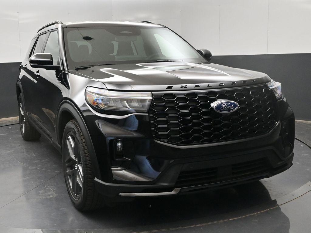 new 2025 Ford Explorer car, priced at $49,635