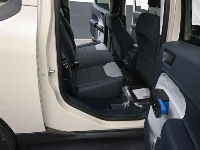 new 2025 Ford Maverick car, priced at $32,057