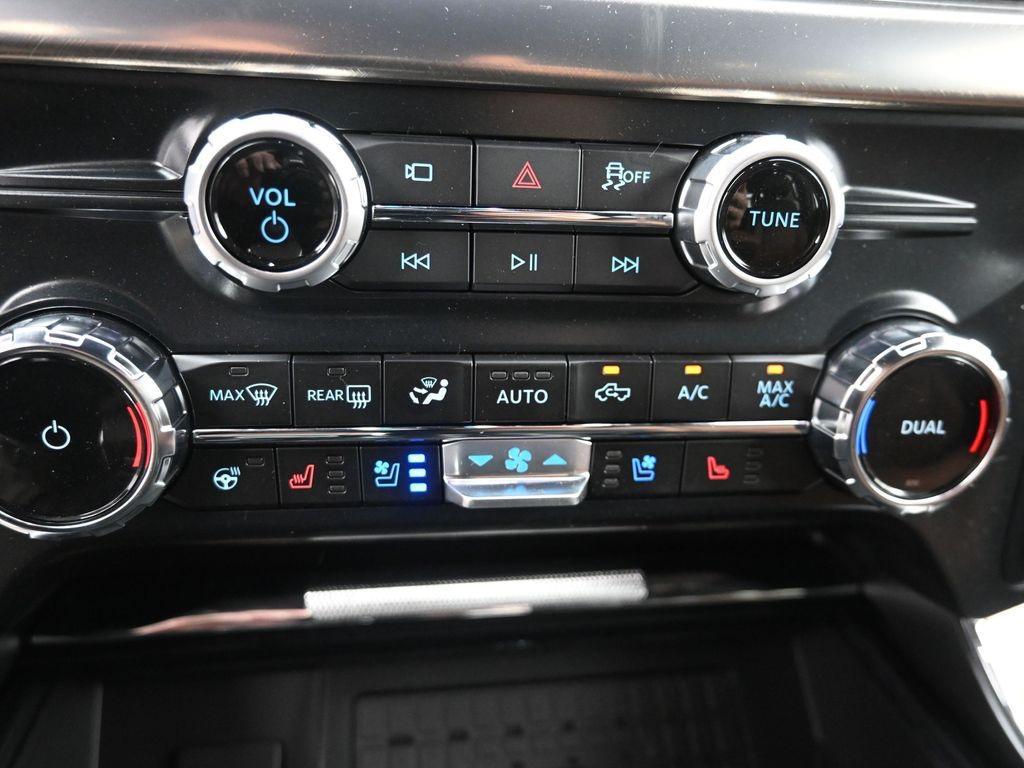 new 2025 Ford F-150 car, priced at $76,015