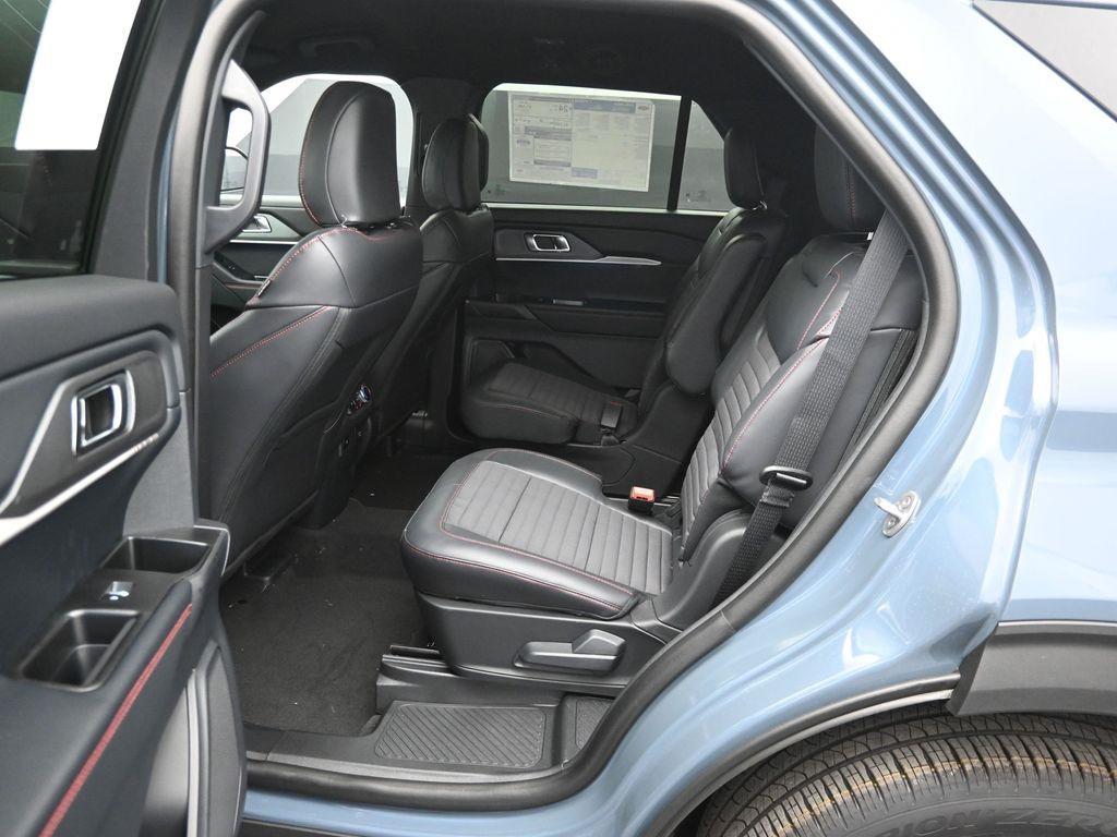 new 2025 Ford Explorer car, priced at $50,075