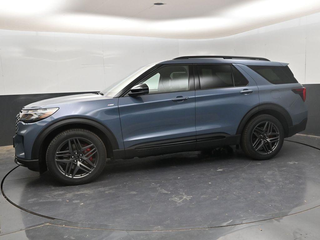 new 2025 Ford Explorer car, priced at $50,075