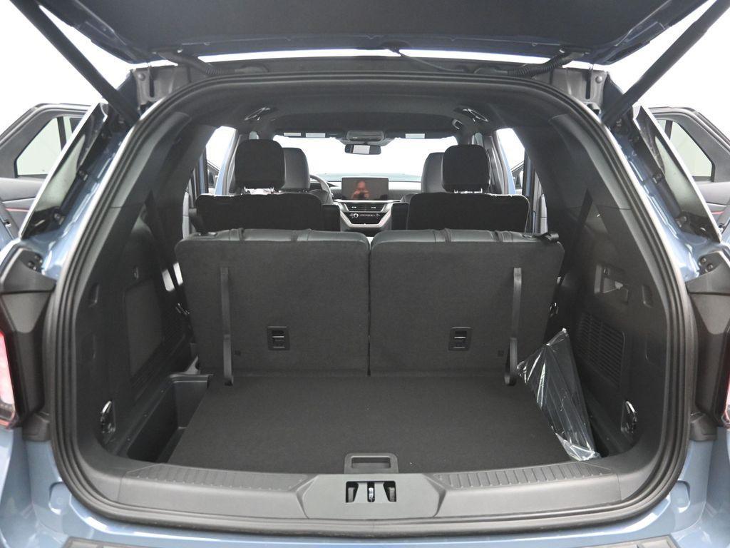 new 2025 Ford Explorer car, priced at $50,075