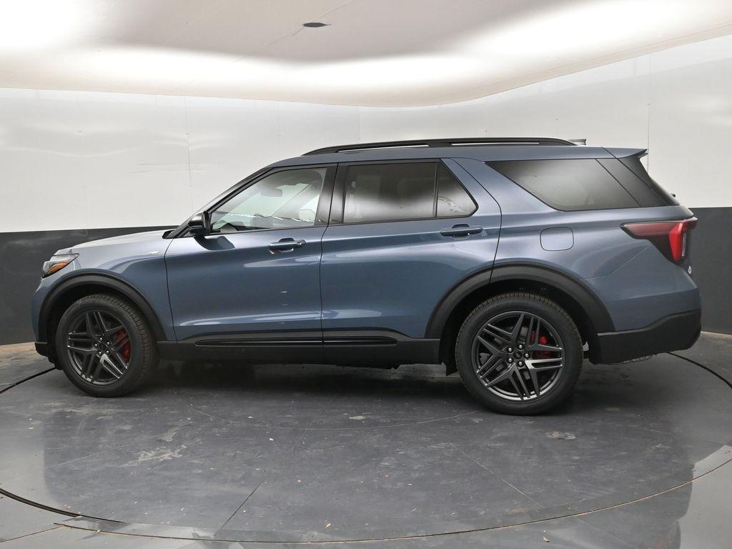 new 2025 Ford Explorer car, priced at $50,075