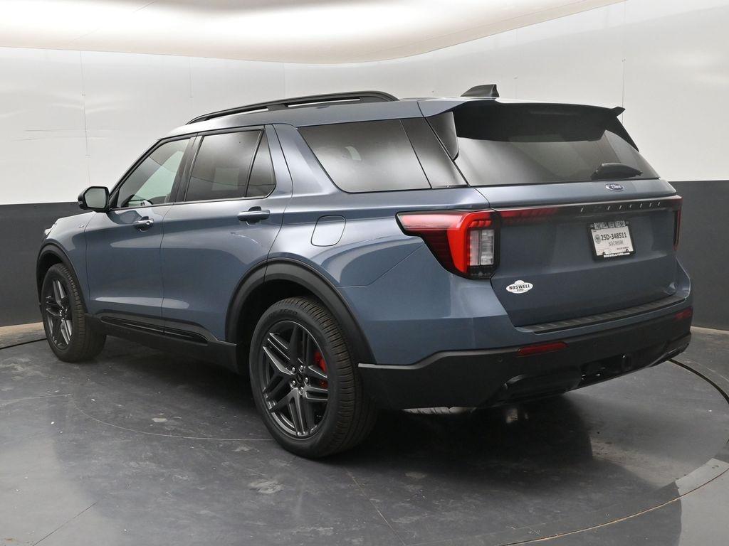 new 2025 Ford Explorer car, priced at $50,075