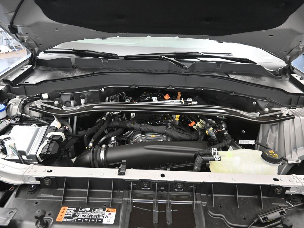 new 2025 Ford Explorer car, priced at $50,075
