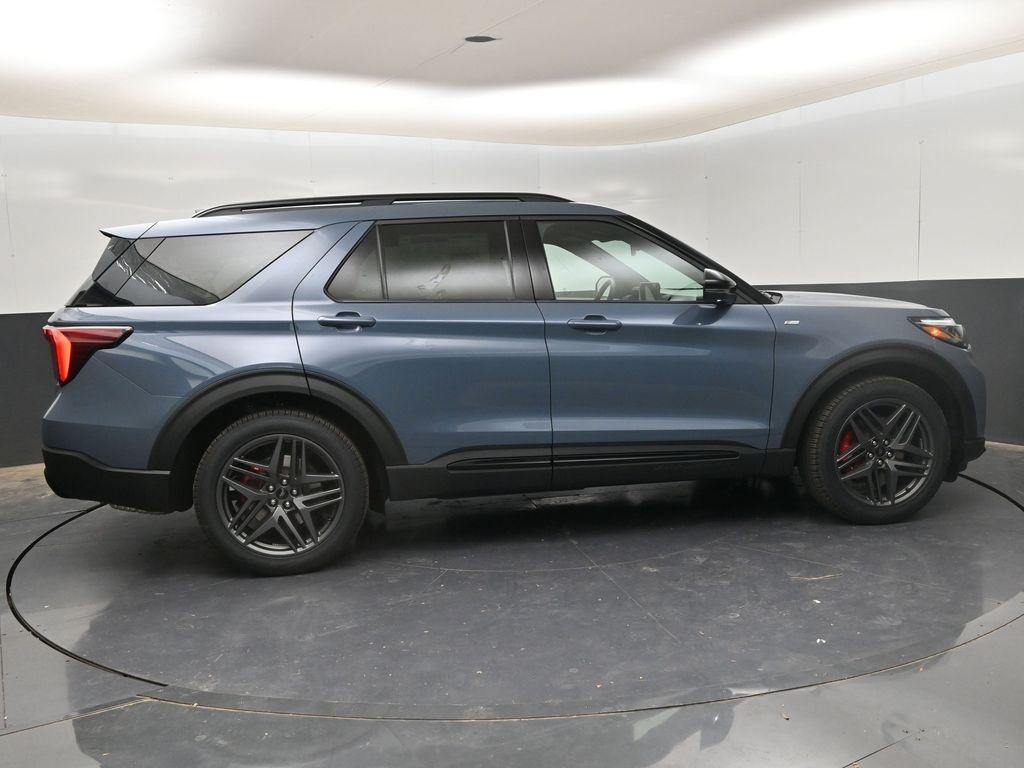 new 2025 Ford Explorer car, priced at $50,075