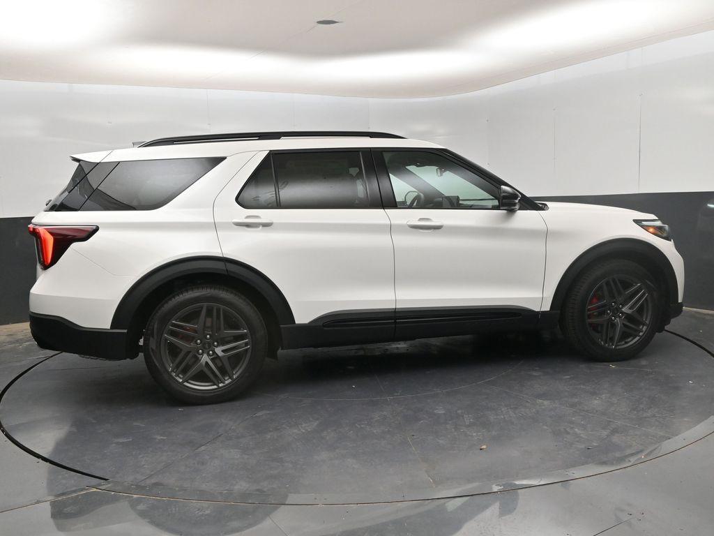 new 2025 Ford Explorer car, priced at $60,210