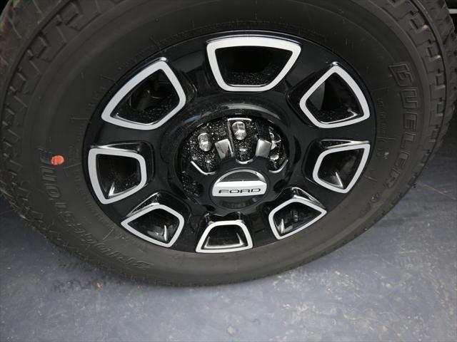 new 2025 Ford F-250 car, priced at $99,635