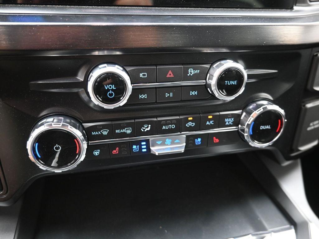 new 2025 Ford F-250 car, priced at $76,218
