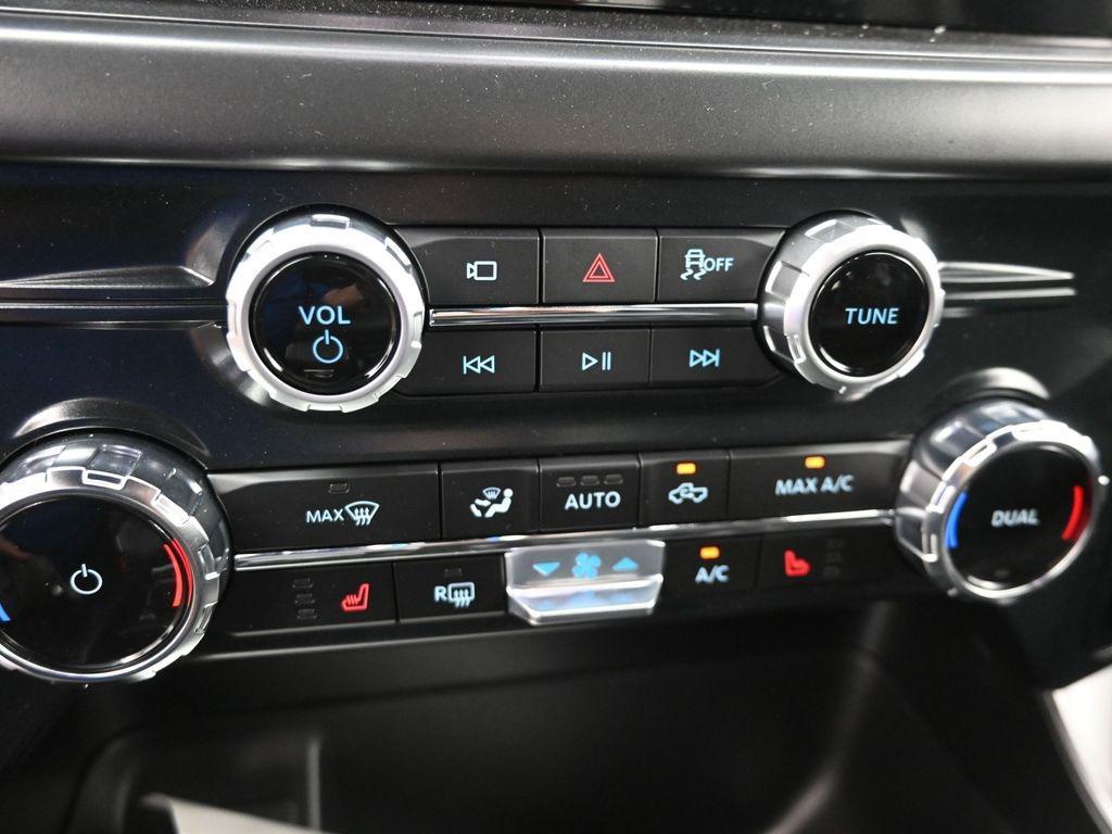 new 2025 Ford F-150 car, priced at $70,640