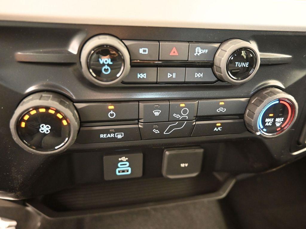 new 2025 Ford F-350 car, priced at $70,093