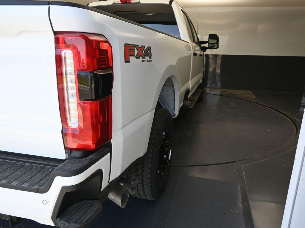 new 2025 Ford F-350 car, priced at $70,093