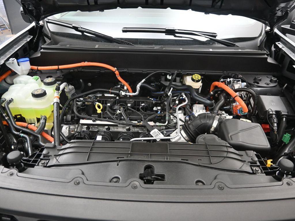 new 2025 Ford Maverick car, priced at $35,025