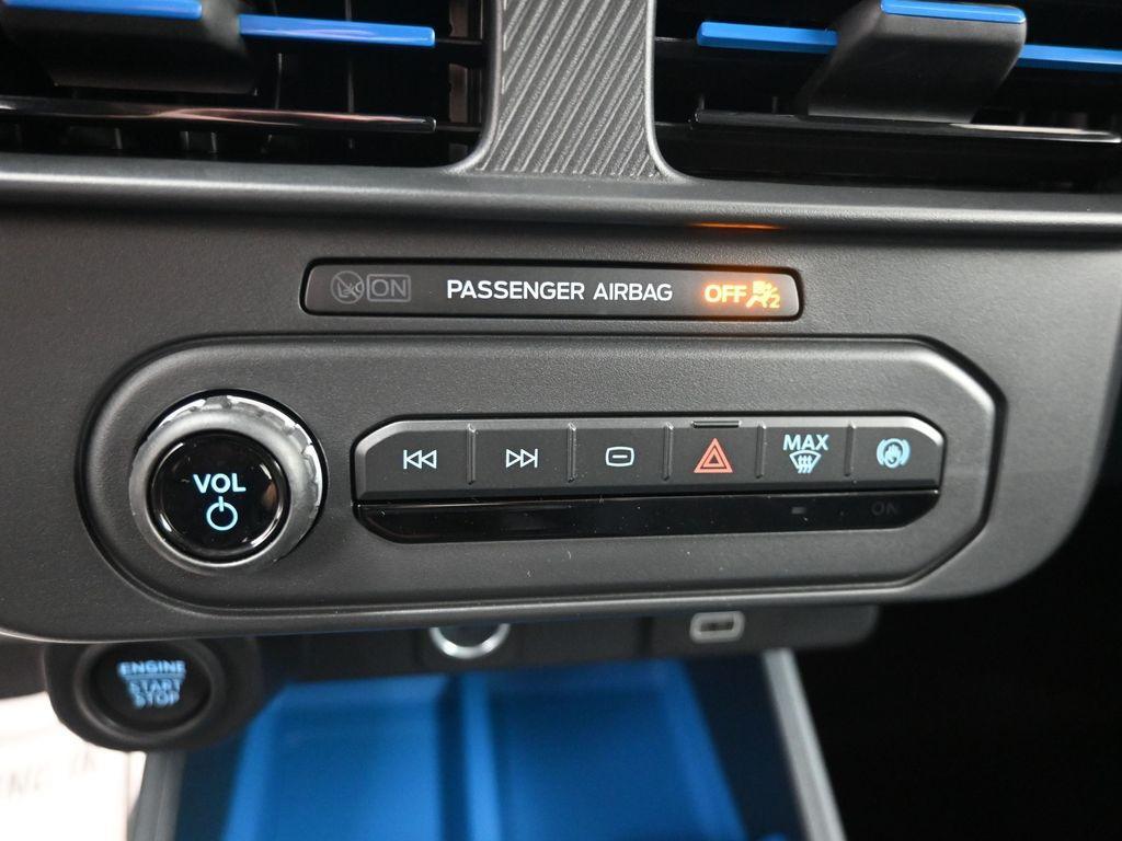 new 2025 Ford Maverick car, priced at $35,025