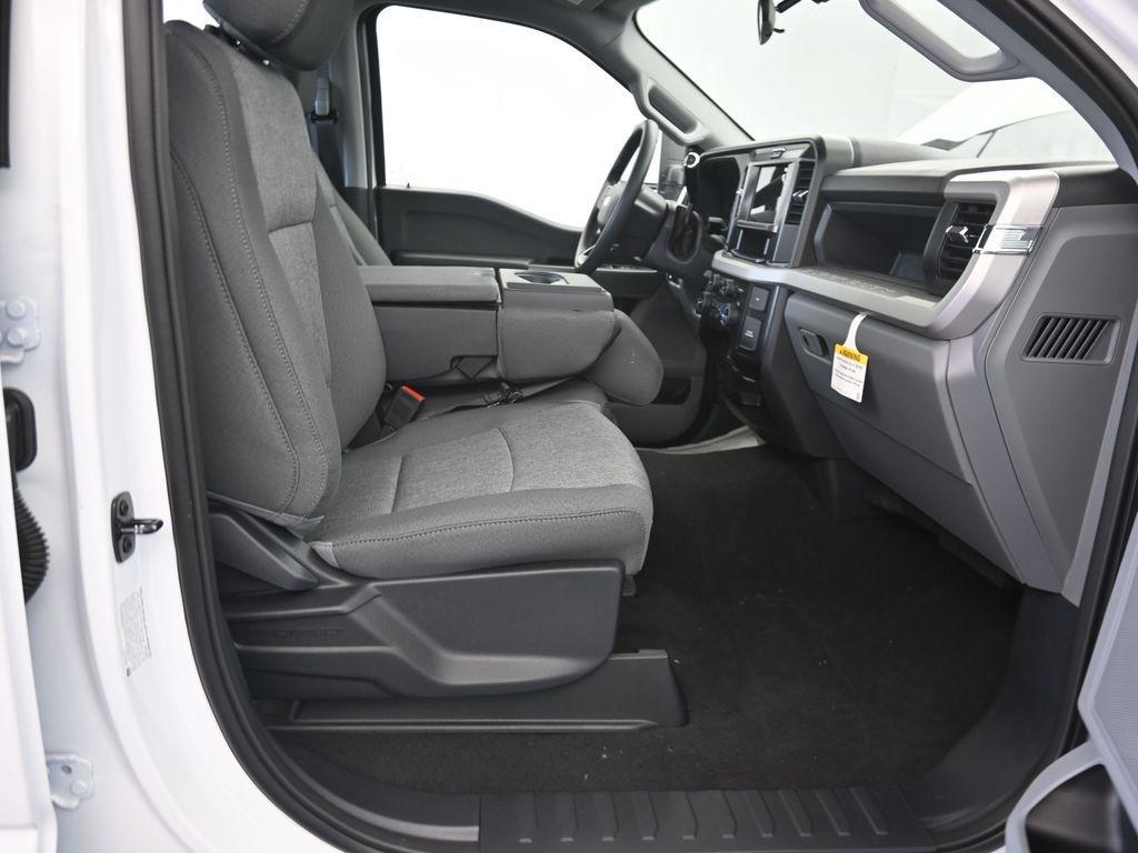 new 2025 Ford F-350 car, priced at $73,665