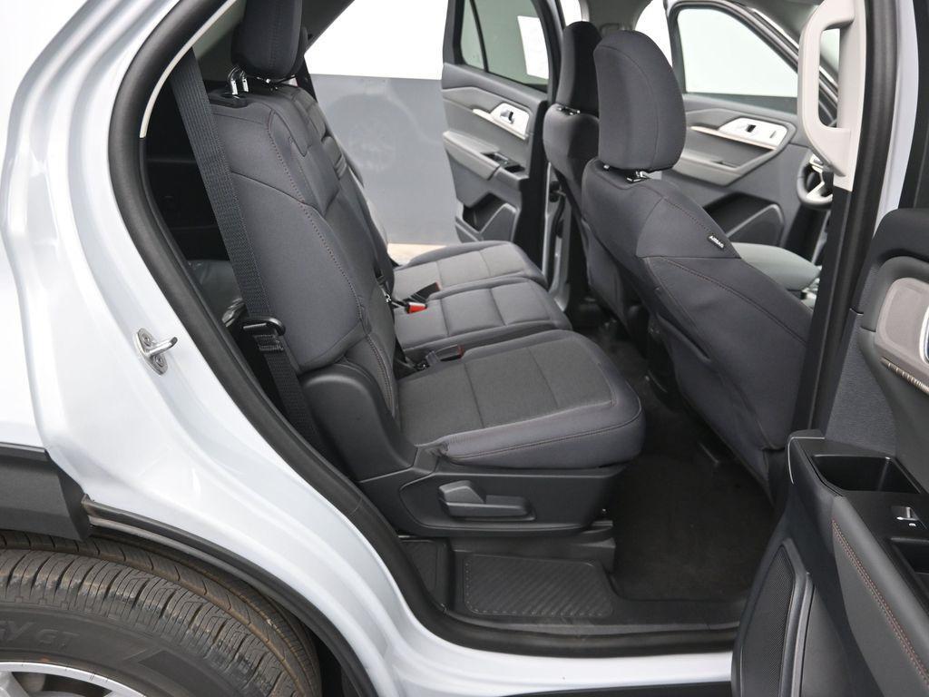 new 2025 Ford Explorer car, priced at $44,145