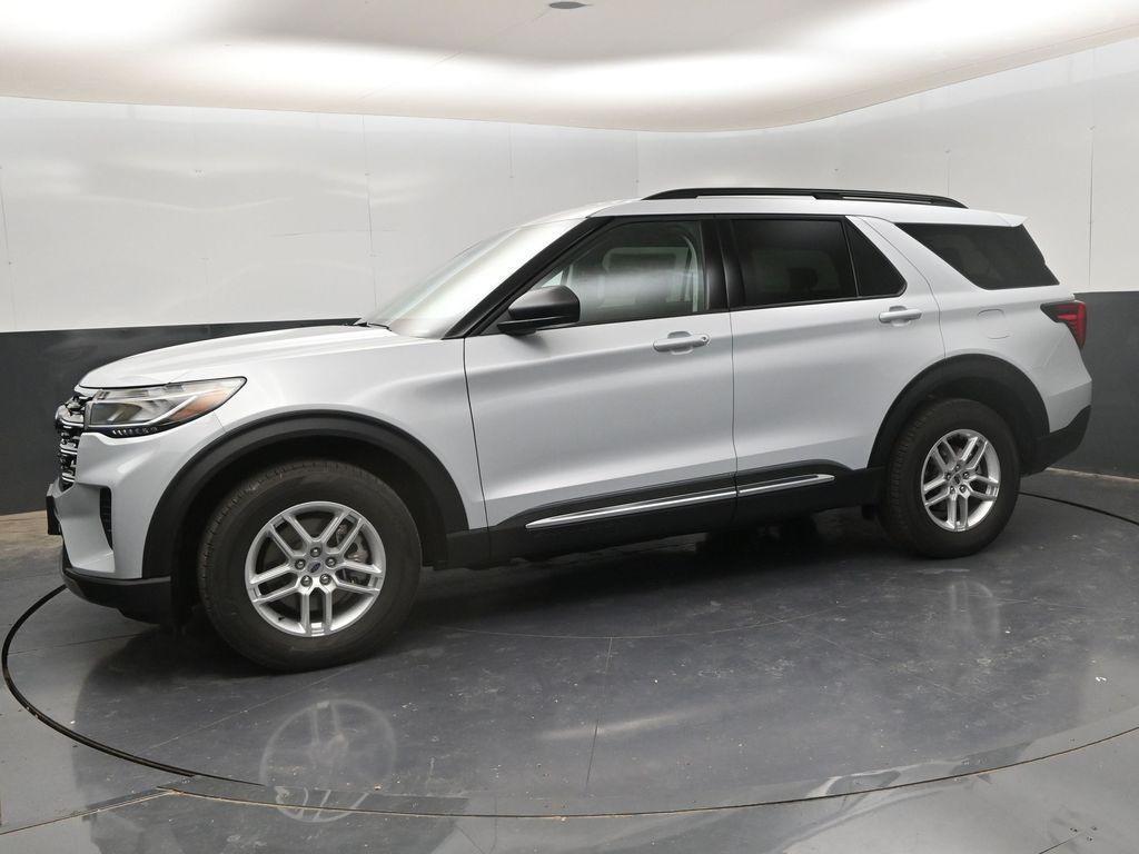 new 2025 Ford Explorer car, priced at $44,145