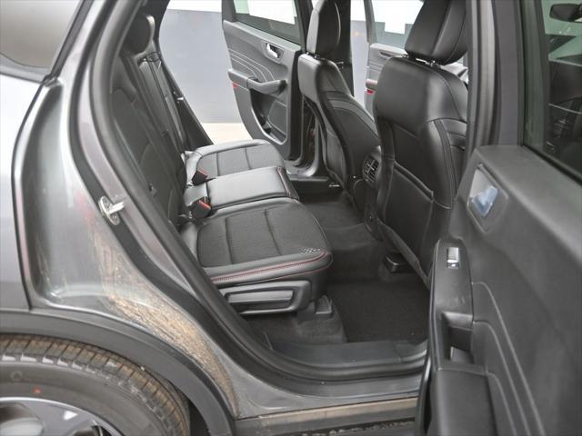 new 2025 Ford Escape car, priced at $30,234