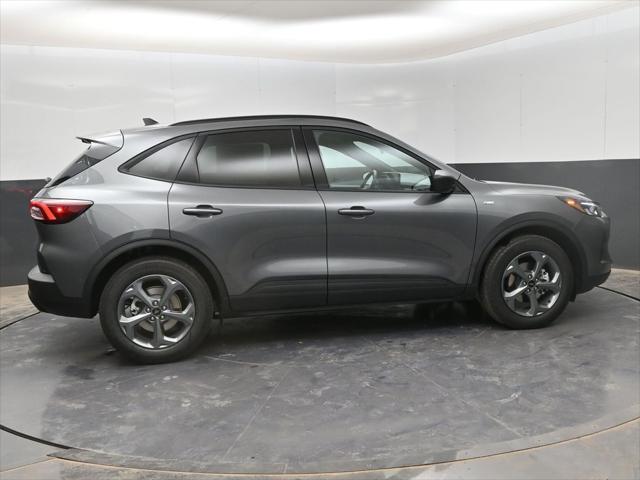 new 2025 Ford Escape car, priced at $30,234