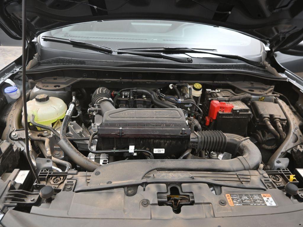new 2025 Ford Escape car, priced at $32,130