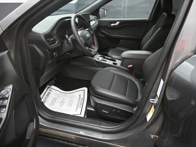 new 2025 Ford Escape car, priced at $30,234