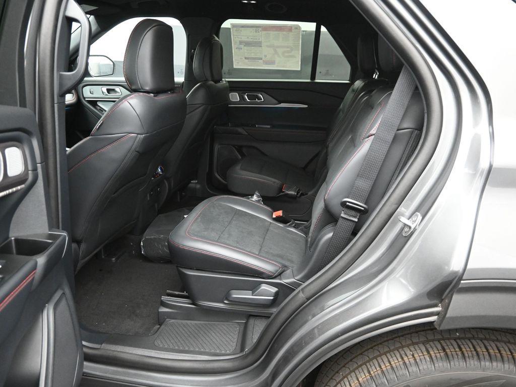 new 2025 Ford Explorer car, priced at $59,463