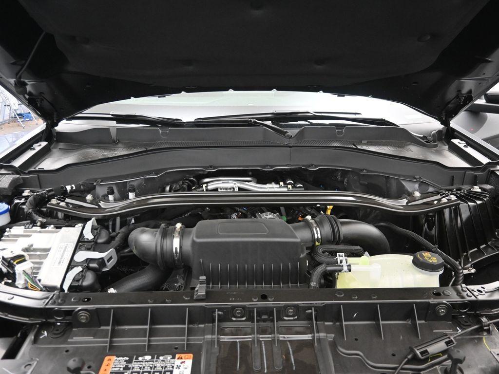 new 2025 Ford Explorer car, priced at $59,463