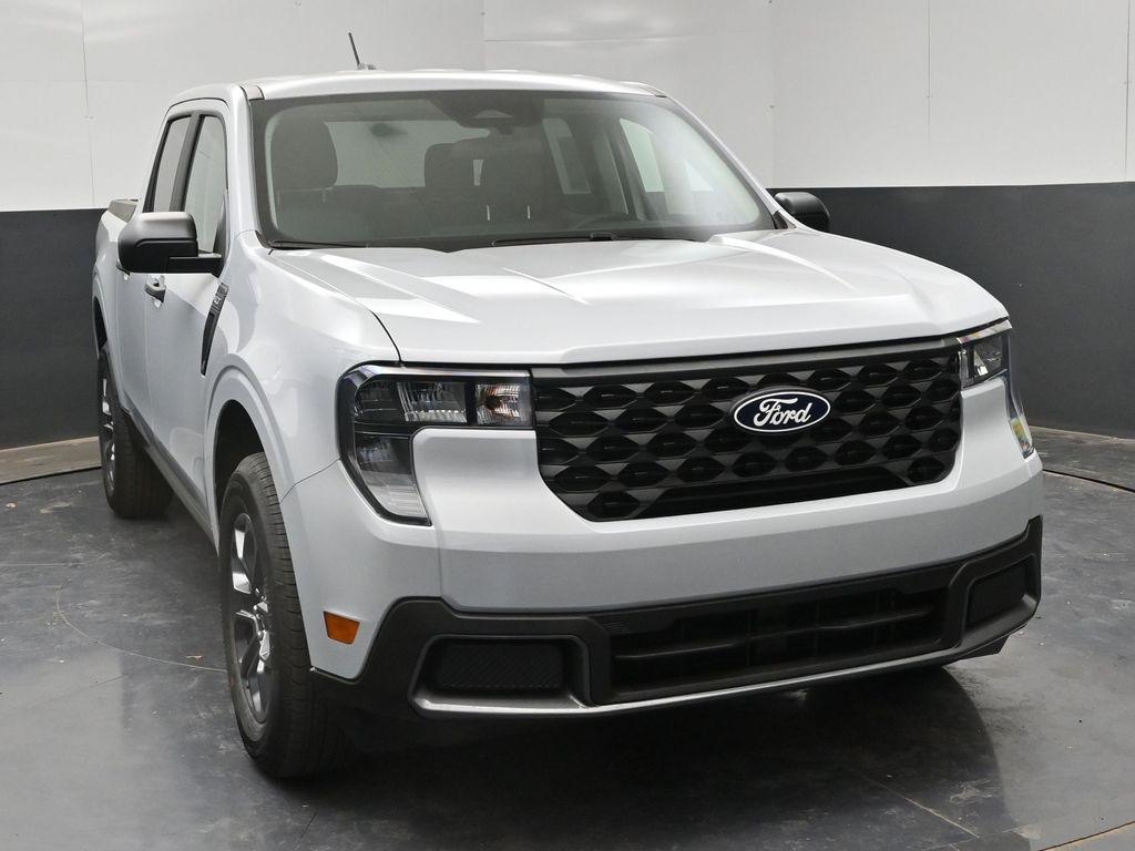 new 2025 Ford Maverick car, priced at $31,090
