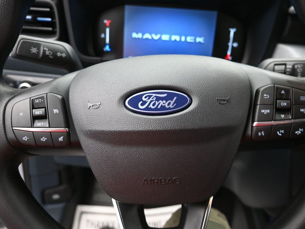 new 2025 Ford Maverick car, priced at $31,090