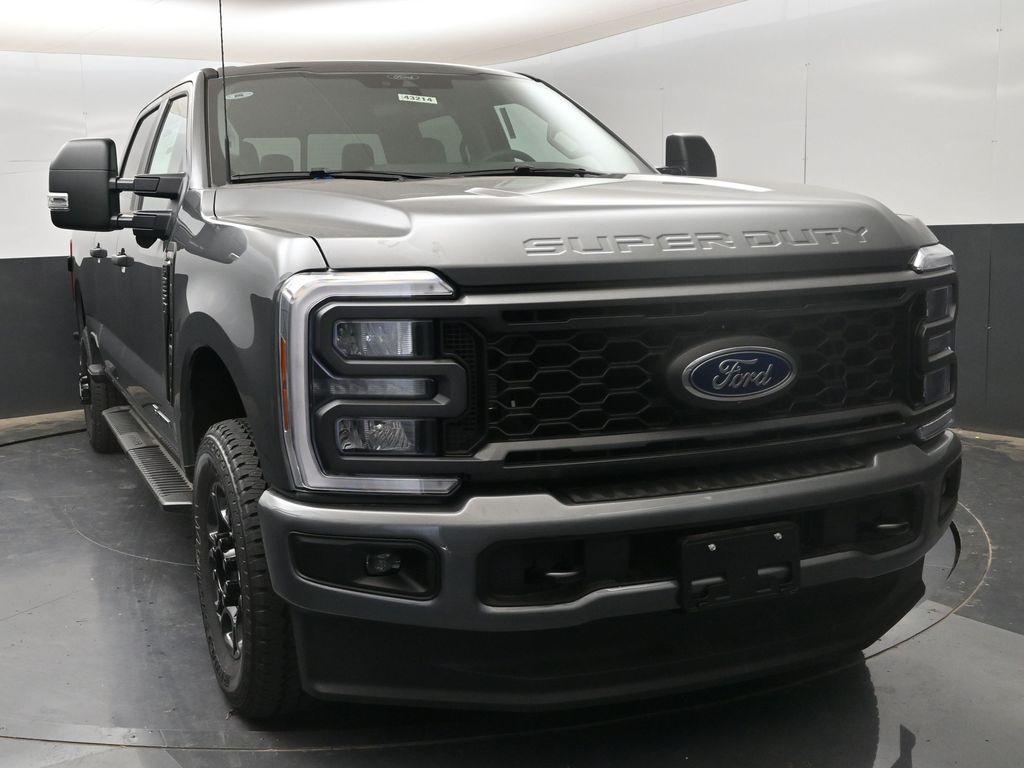 new 2025 Ford F-250 car, priced at $71,360