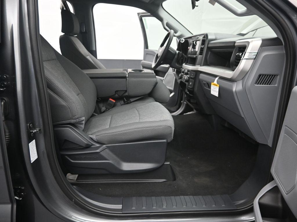new 2025 Ford F-250 car, priced at $71,360