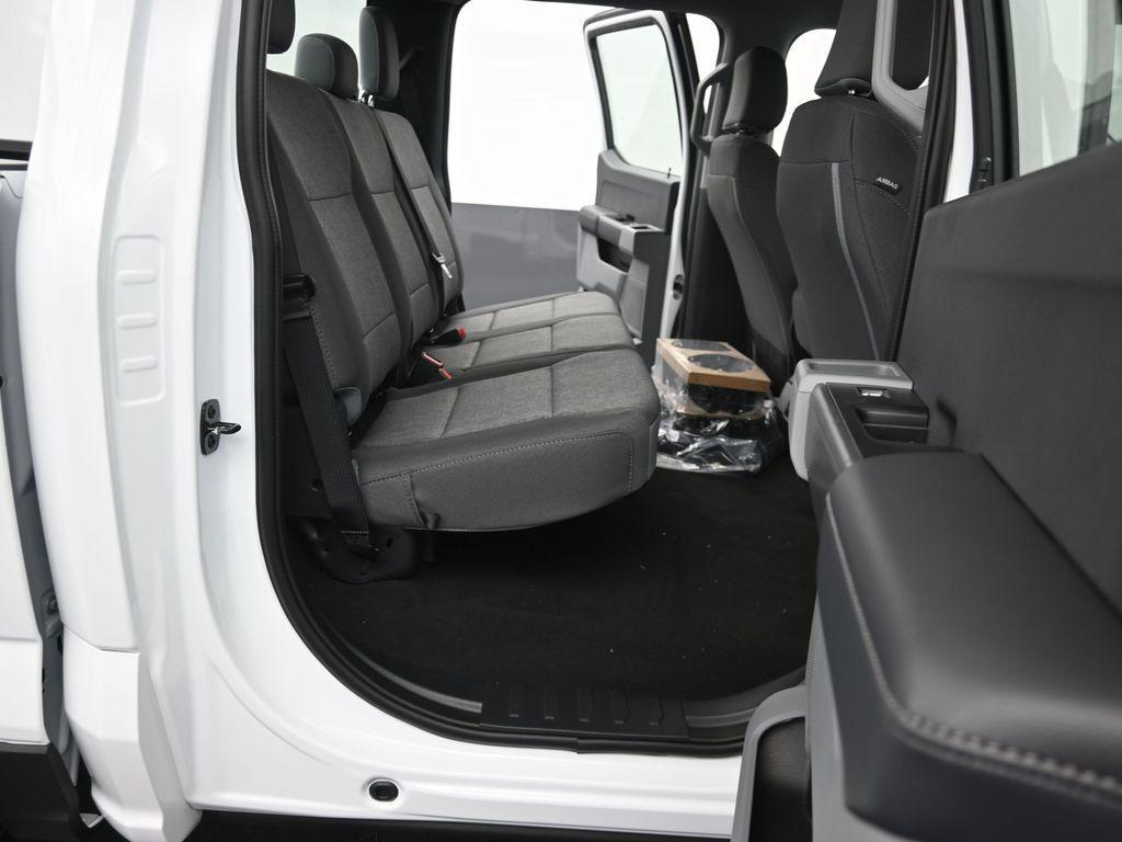 new 2025 Ford F-250 car, priced at $67,484