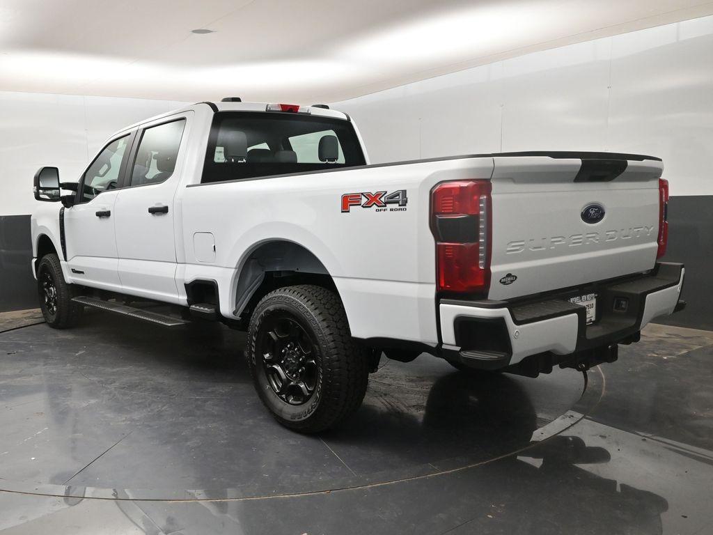 new 2025 Ford F-250 car, priced at $67,484