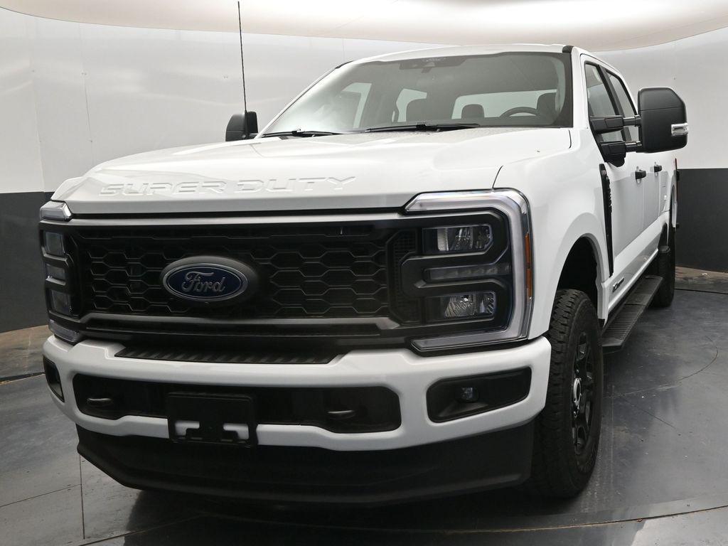 new 2025 Ford F-250 car, priced at $67,484