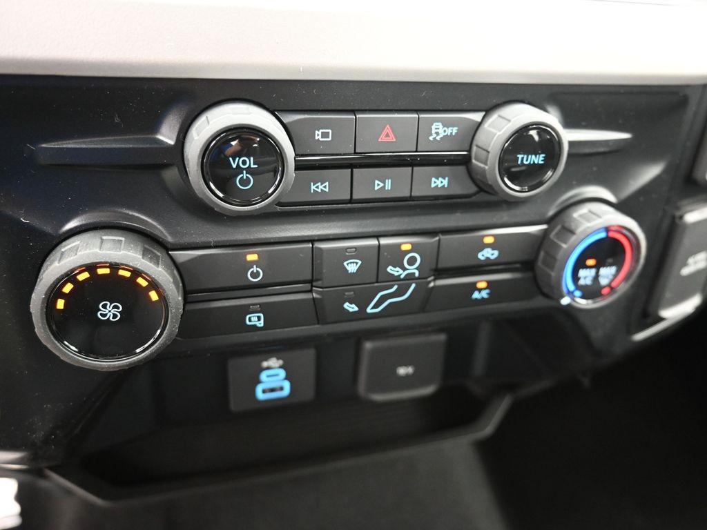 new 2025 Ford F-250 car, priced at $67,484