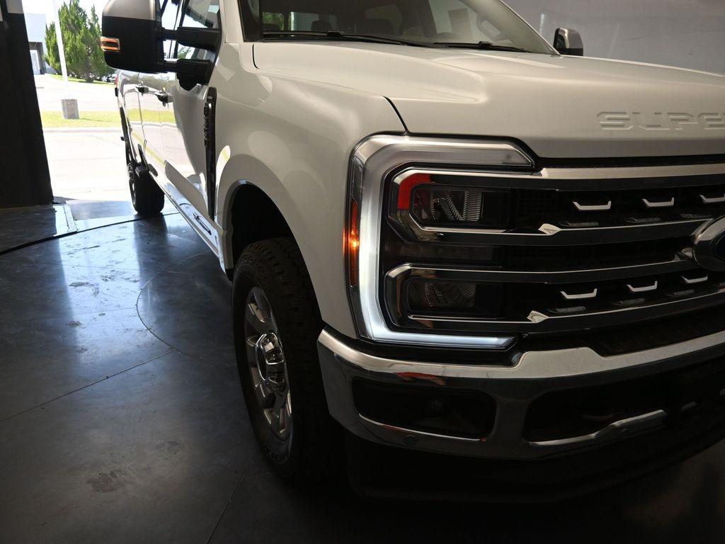 new 2025 Ford F-350 car, priced at $92,360