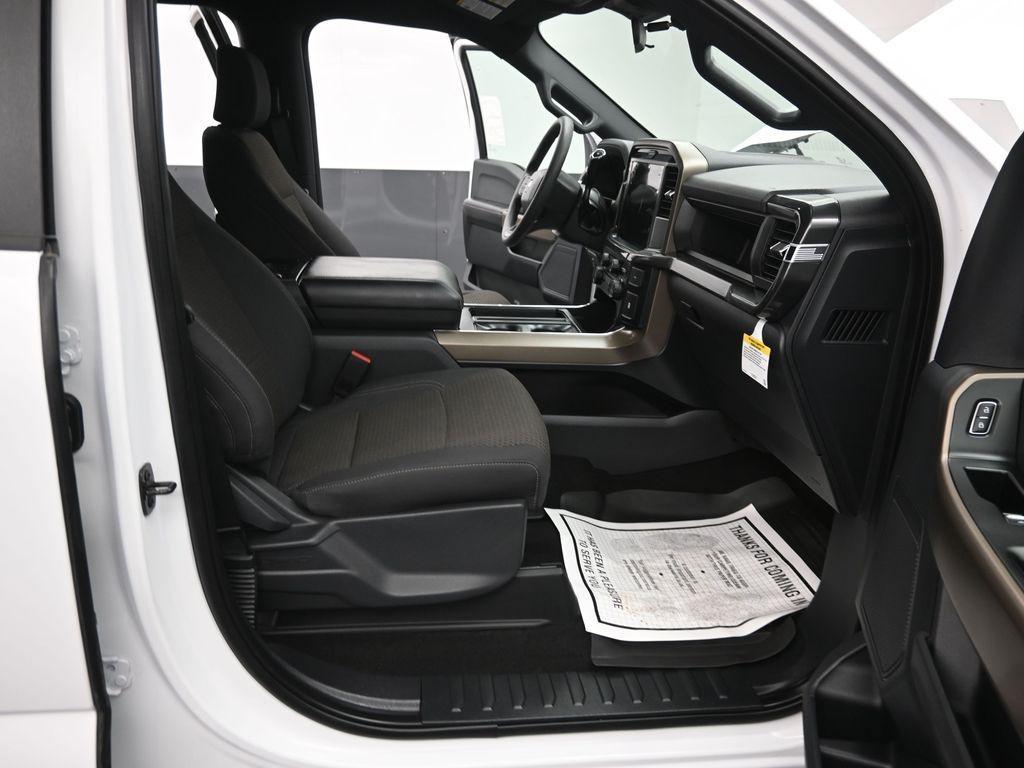 new 2025 Ford F-150 car, priced at $52,238