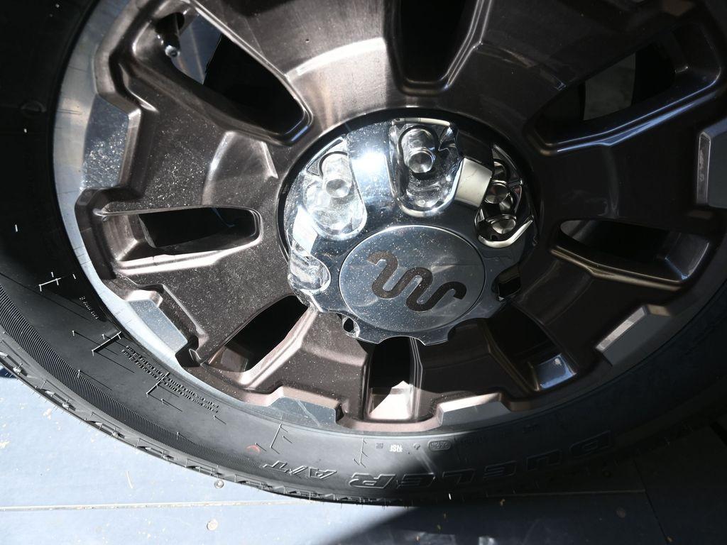 new 2025 Ford F-350 car, priced at $100,125