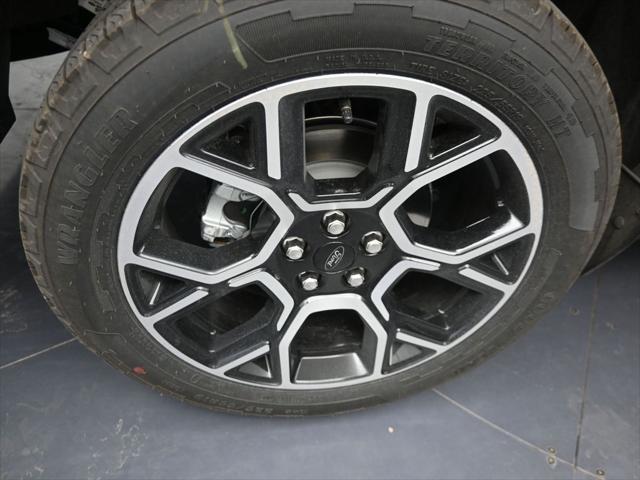 new 2025 Ford Maverick car, priced at $36,586
