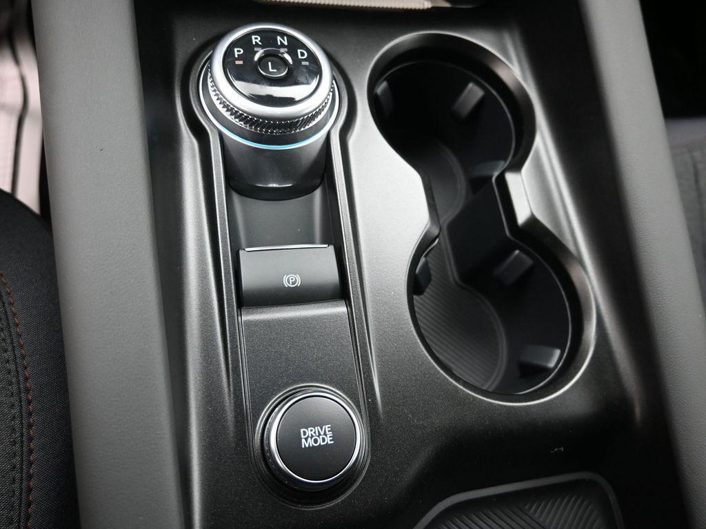 new 2025 Ford Explorer car, priced at $40,591