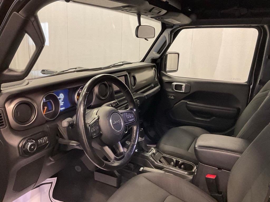 used 2020 Jeep Wrangler Unlimited car, priced at $25,221