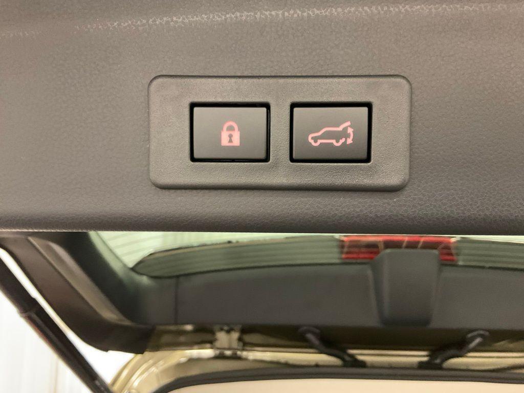 new 2025 Subaru Ascent car, priced at $54,101